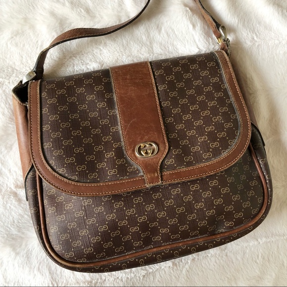 Gucci Vintage Micro GG Monogram Crossbody Bag - Picture 2 of 16